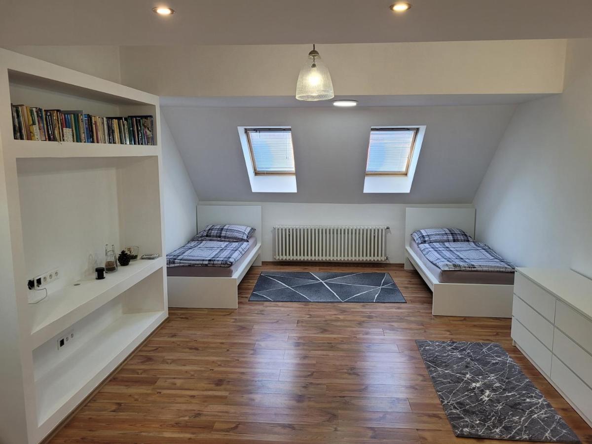 Apartman Neva Gbely Скалица Екстериор снимка